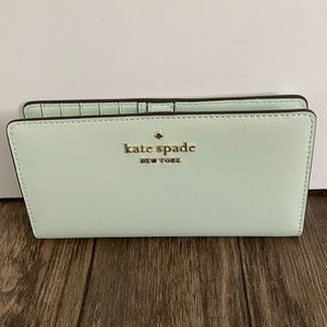 HP💚Kate Spade snap shut wallet
